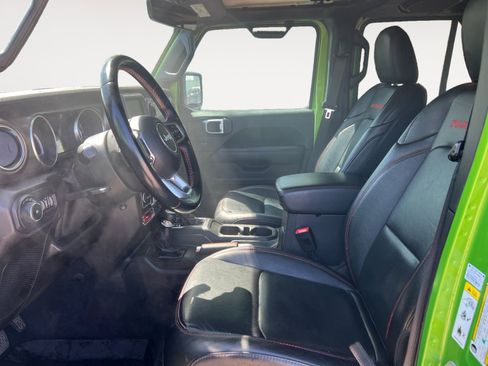 Used 2019 Jeep Wrangler Unlimited Rubicon AWD/4WD image 9