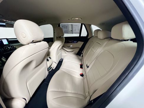 Used 2017 Mercedes-Benz GLC 300 image 29