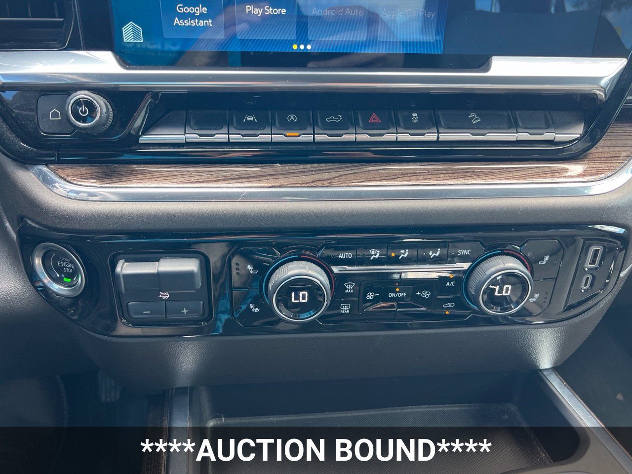 Certified 2023 Chevrolet Silverado 1500 LT Trail Boss w/ LPO, Dark Essentials Package AWD/4WD image 18