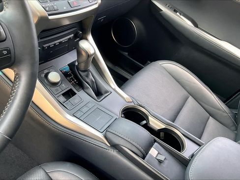 Used 2015 Lexus NX 200t FWD w/ Luxury Package image 14