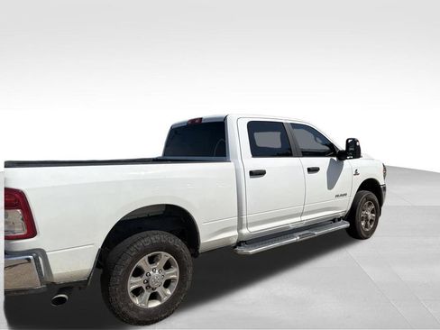 Used 2024 RAM 2500 Big Horn AWD/4WD image 13