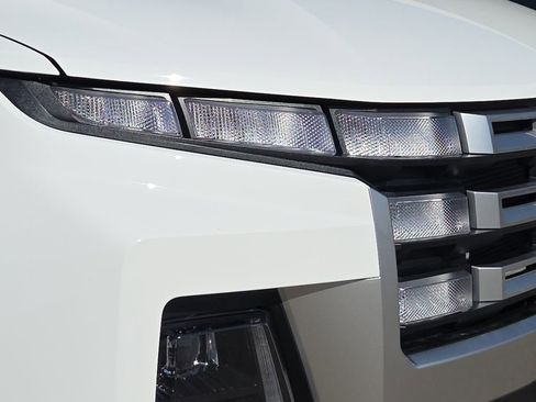New 2026 Hyundai Santa Cruz SE FWD image 4