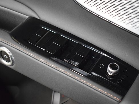 New 2025 Maserati Grecale Folgore image 42