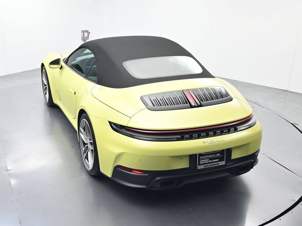 Certified 2025 Porsche 911 Carrera RWD image 36