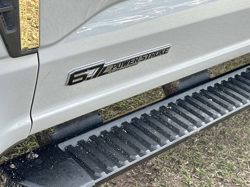 Certified 2025 Ford F250 XLT w/ FX4 Off-Road Package image 17