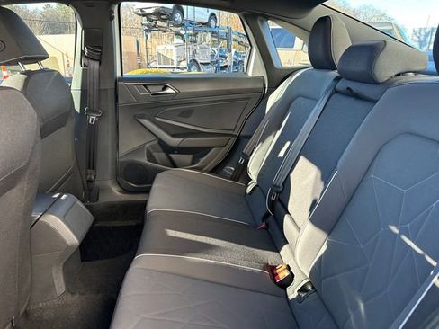 Used 2025 Volkswagen Jetta Sport image 14