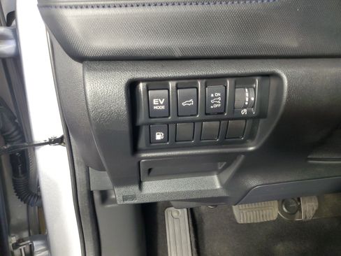 Used 2026 Subaru Forester Limited AWD/4WD image 33