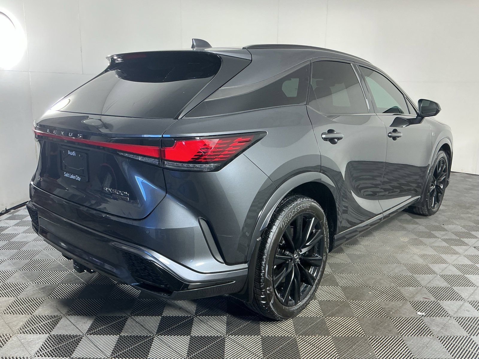 Used 2024 Lexus RX 500h F Sport w/ Convenience Package AWD/4WD image 8