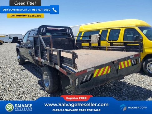 Used 2022 Chevrolet Silverado 3500 LT w/ Convenience Package AWD/4WD image 3