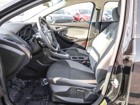 Used 2014 Ford Focus SE image 6