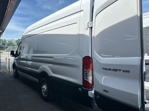 Used 2024 Ford Transit 250 148 High Roof Extended AWD w/ Load Area Protection Package image 11