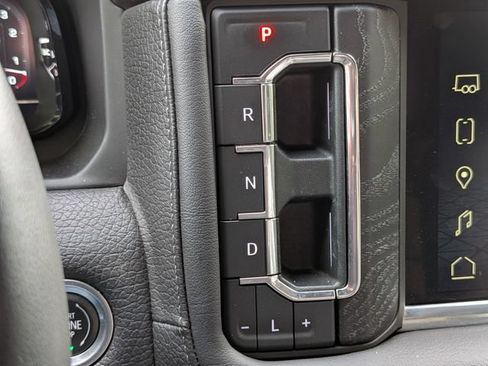 Used 2023 GMC Yukon Denali AWD/4WD image 24