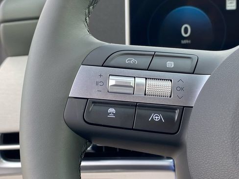 New 2026 Hyundai Tucson Limited FWD image 16