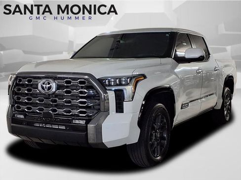 Used 2025 Toyota Tundra Platinum AWD/4WD image 1