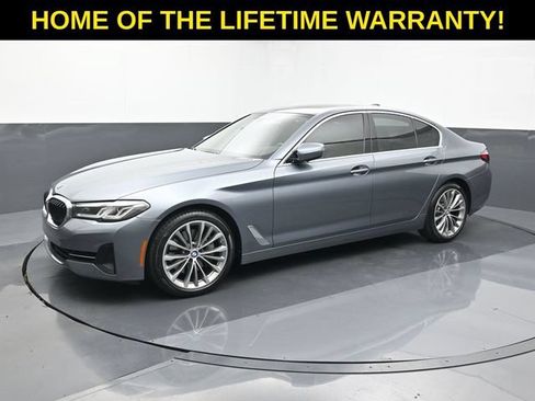 Used 2021 BMW 540i xDrive w/ Executive Package AWD/4WD image 2