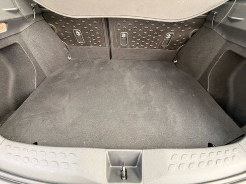 Used 2021 Toyota C-HR XLE image 28