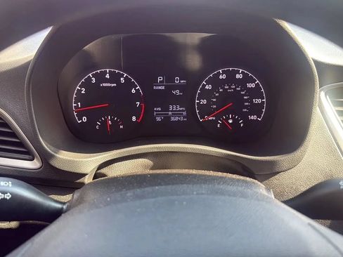 Used 2020 Hyundai Accent SEL FWD image 10