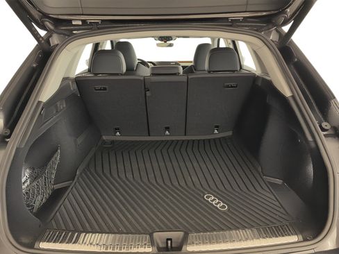 Used 2025 Audi Q5 Premium Plus w/ Premium Plus image 13