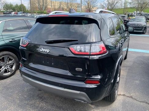 Used 2019 Jeep Cherokee Overland w/ Technology Group image 4