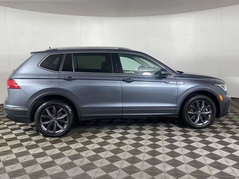 Used 2023 Volkswagen Tiguan SE AWD/4WD image 24
