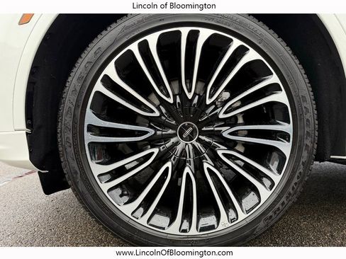 New 2025 Lincoln Aviator Black Label image 19