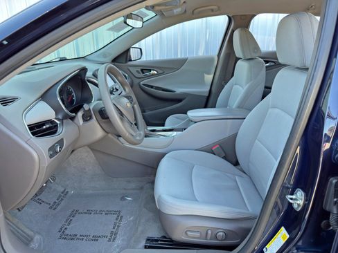 Used 2016 Chevrolet Malibu LT image 15