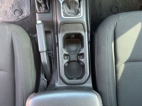 Used 2021 Jeep Wrangler Unlimited Sahara w/ Uconnect 4C Nav & Sound Group AWD/4WD image 32