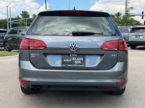 Used 2017 Volkswagen Golf SEL FWD image 4