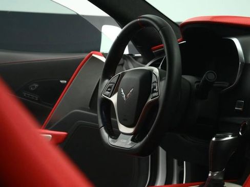 Used 2016 Chevrolet Corvette Z06 w/ 3LZ Preferred Equipment Group RWD image 56