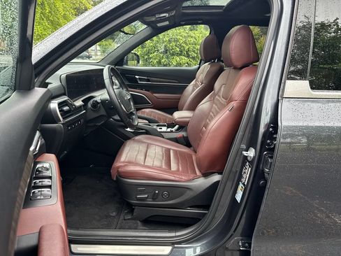Used 2023 Kia Telluride SX Prestige AWD/4WD image 9