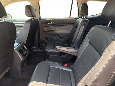 Used 2023 Volkswagen Atlas SE FWD image 11