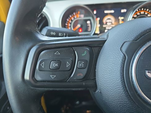 Used 2021 Jeep Wrangler Unlimited Islander image 16