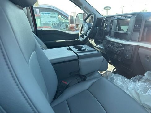 New 2024 Ford F550 4x4 Crew Cab Super Duty image 2