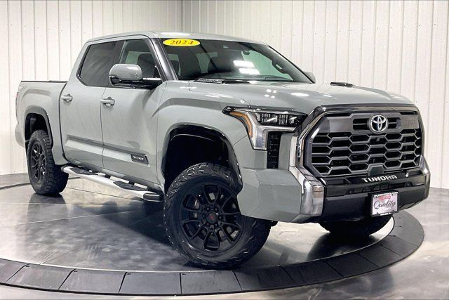 Used 2024 Toyota Tundra Platinum w/ TRD Off-Road Package AWD/4WD image 3