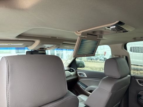 Used 2019 GMC Yukon XL Denali w/ Open Road Package RWD image 10