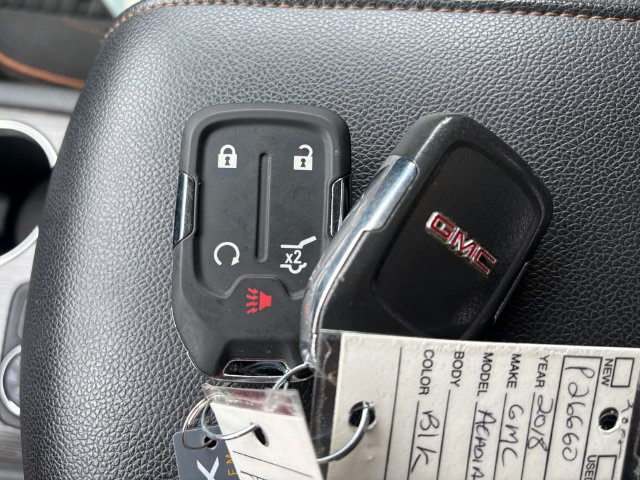 Used 2018 GMC Acadia SLE w/ Driver Alert Package I AWD/4WD image 23