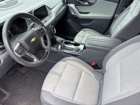 Used 2021 Chevrolet Blazer LT FWD image 9