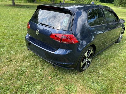 Used 2016 Volkswagen GTI SE FWD image 26