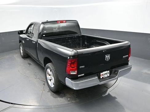Used 2024 RAM 1500 Classic SLT AWD/4WD image 37