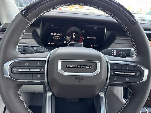 New 2026 GMC Acadia Denali w/ Super Cruise Package image 33