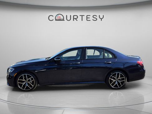 Used 2023 Mercedes-Benz E 350 Sedan image 2