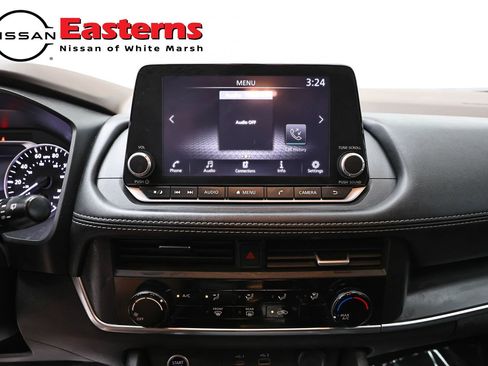 Used 2023 Nissan Rogue S AWD/4WD image 12