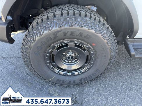 New 2025 Ford Bronco Outer Banks w/ Sasquatch Package image 8