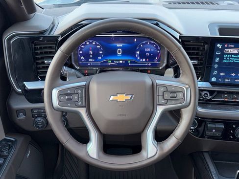 Used 2025 Chevrolet Silverado 1500 LTZ w/ Z71 Off-Road Package image 16