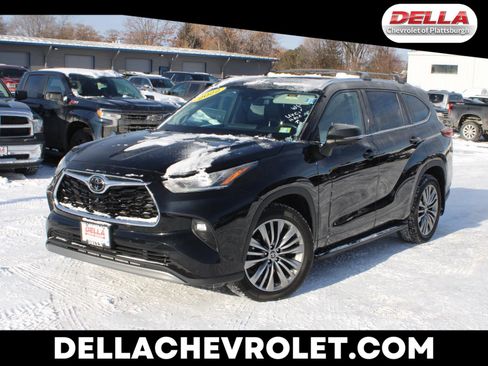 Used 2022 Toyota Highlander Platinum image 1