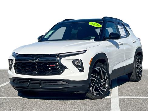 Used 2024 Chevrolet TrailBlazer RS image 1