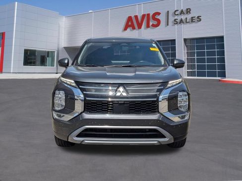Used 2025 Mitsubishi Outlander SE AWD/4WD image 10