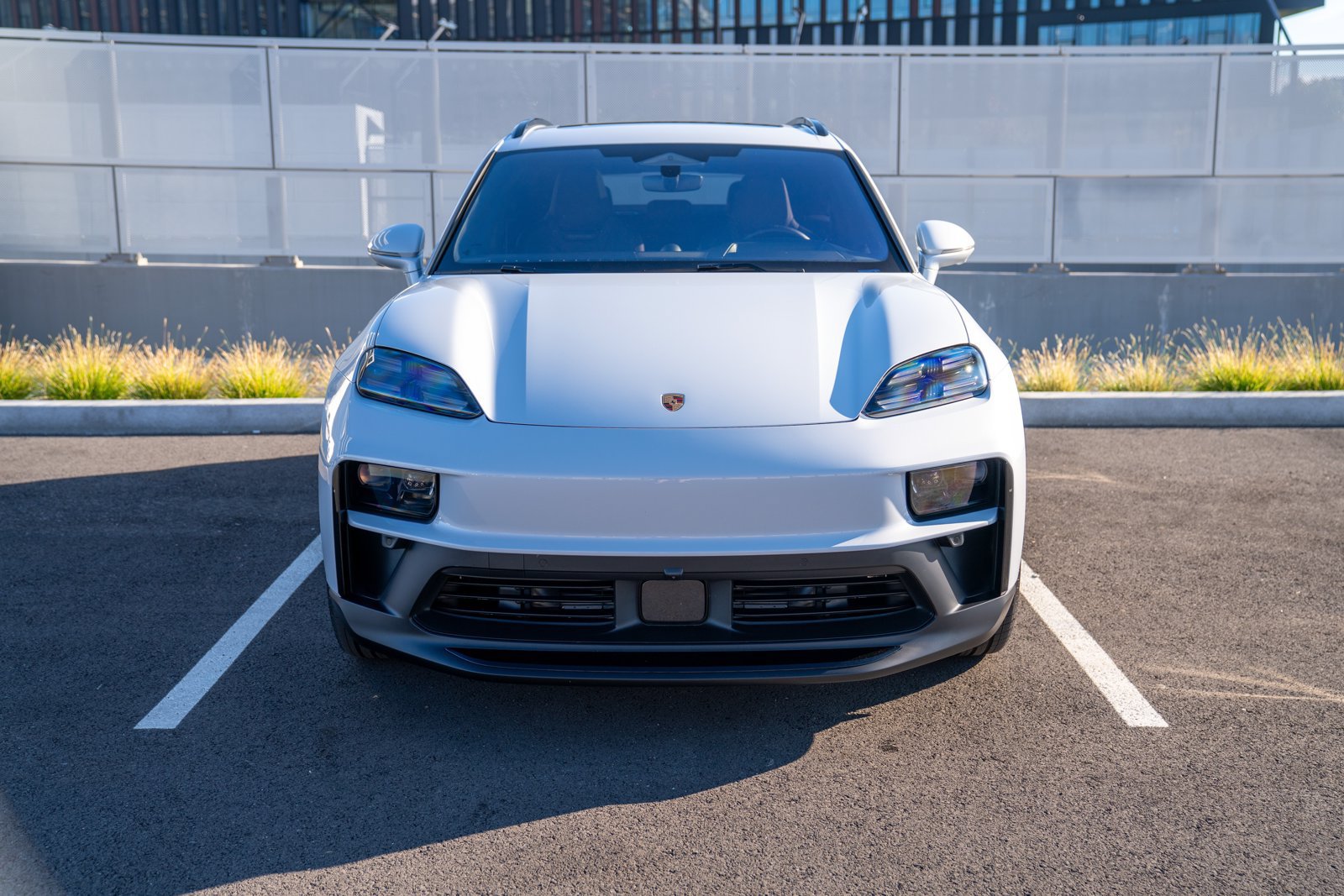 Certified 2026 Porsche Macan GTS Electric AWD/4WD image 6