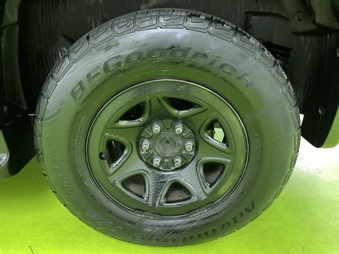 Used 2003 GMC Yukon Denali image 15