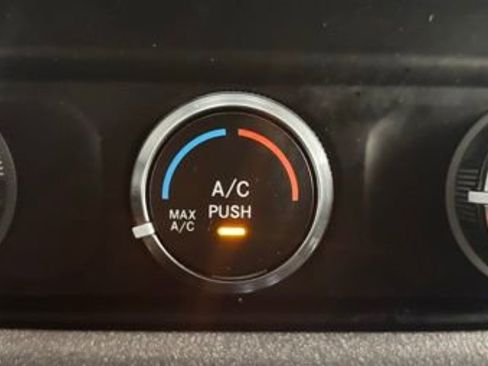 Used 2022 RAM 1500 Tradesman image 28